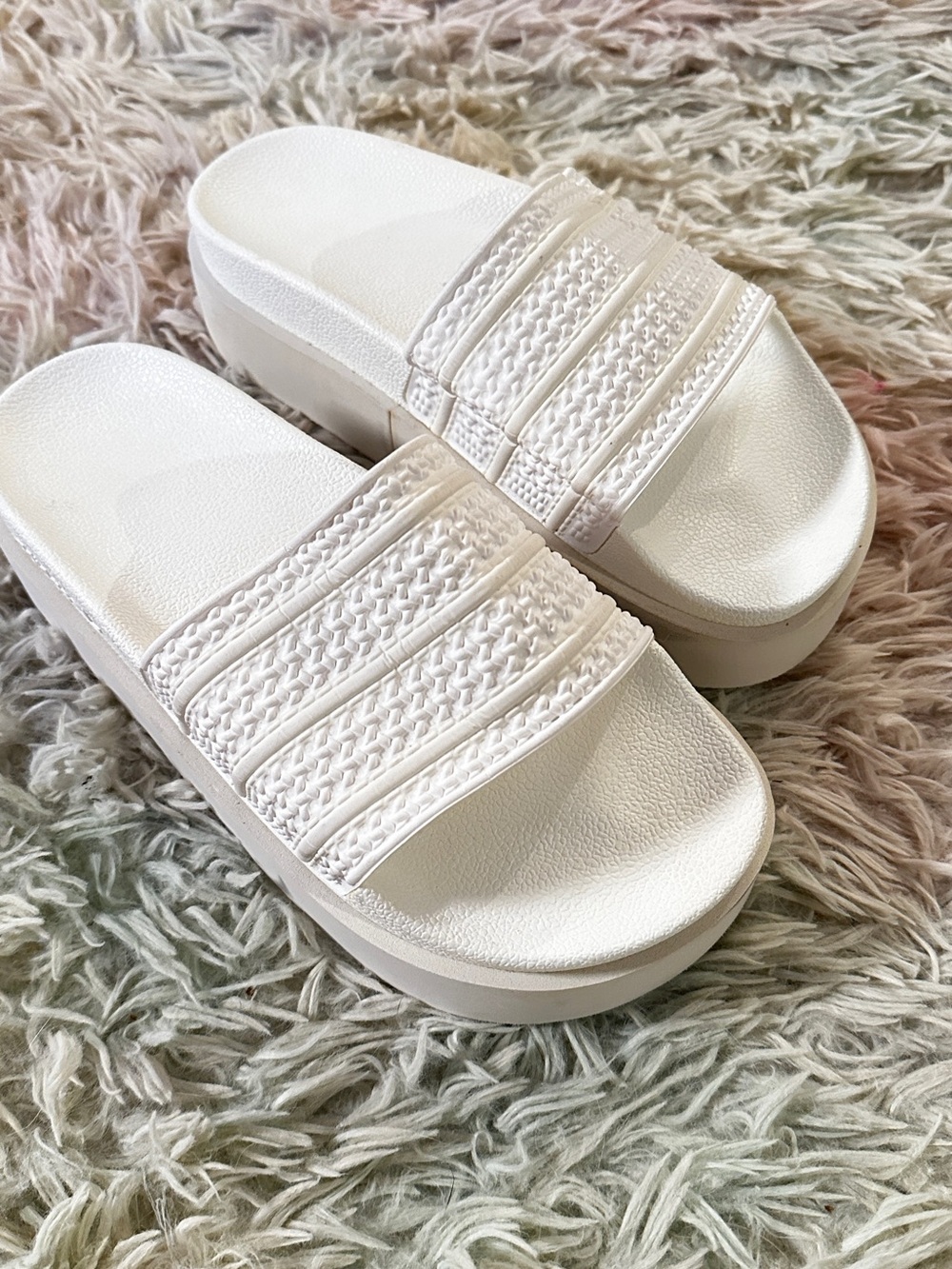 New Adidas Platform Sandals Size 40.5